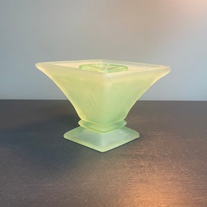 Vintage Bagley Spinette Grüne Milchglas Posey Vase mit Blumen Frosch - Einzigartig und Elegant Wohnkultur KOSTENLOSER VERSAND