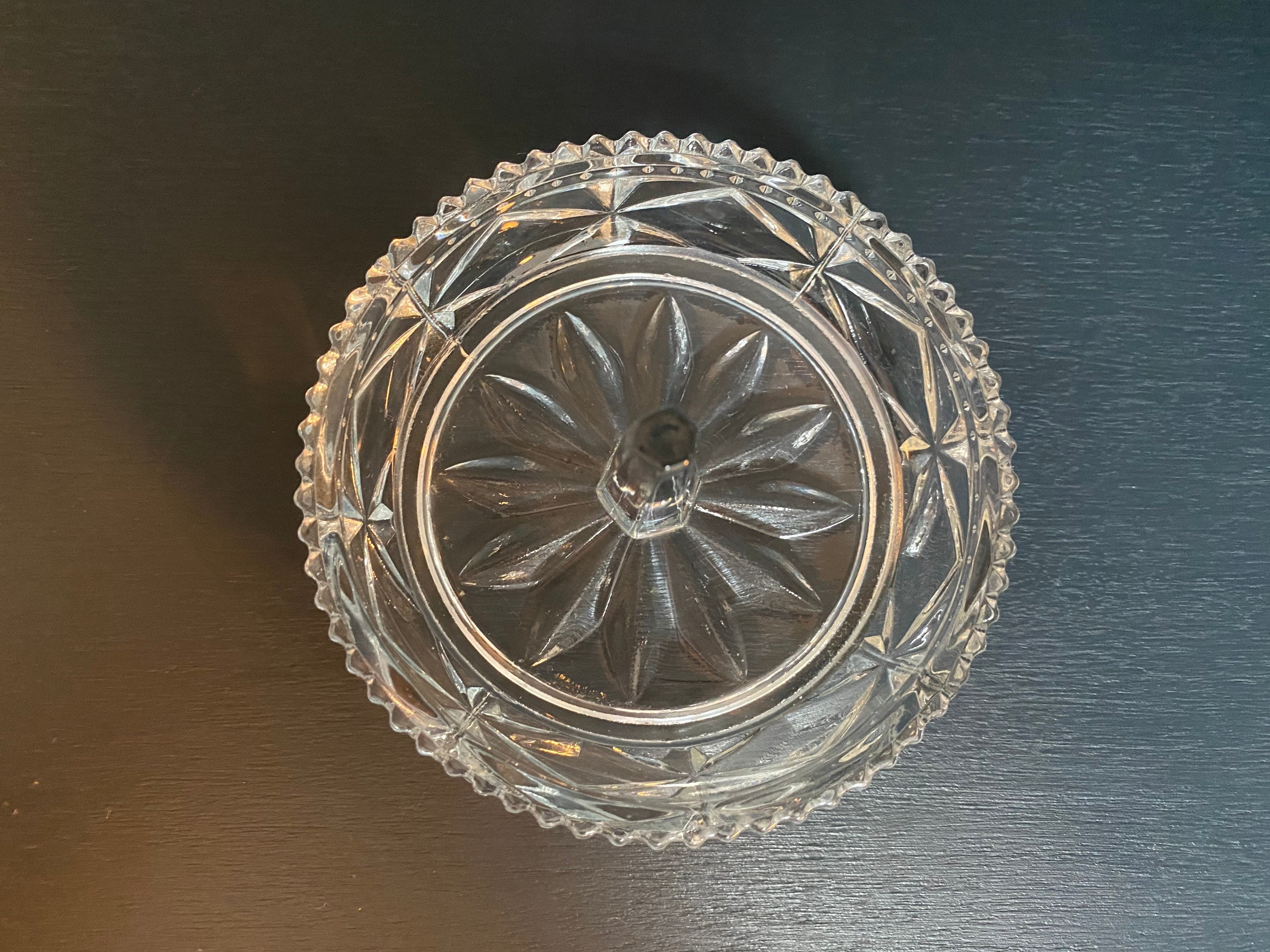 Vintage Art Deco Dressing Table Accessory Ring Dish Trinket Dish. Width