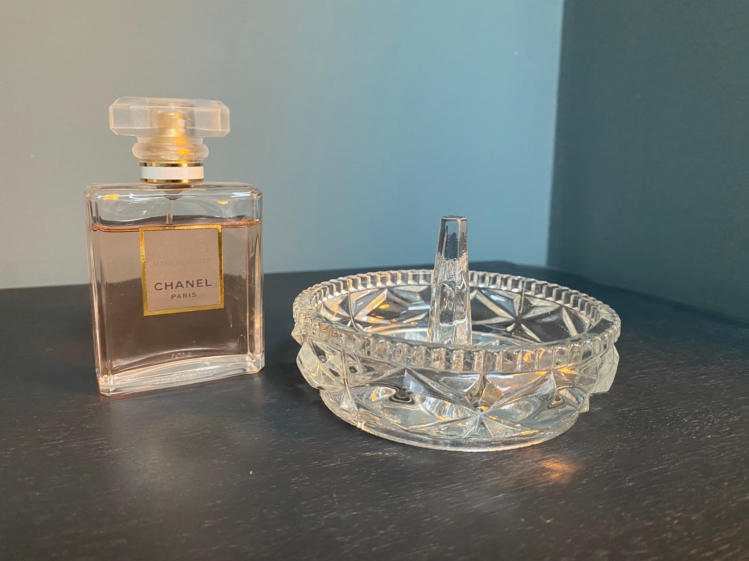 Vintage Art Deco Dressing Table Accessory Ring Dish Trinket Dish. Width