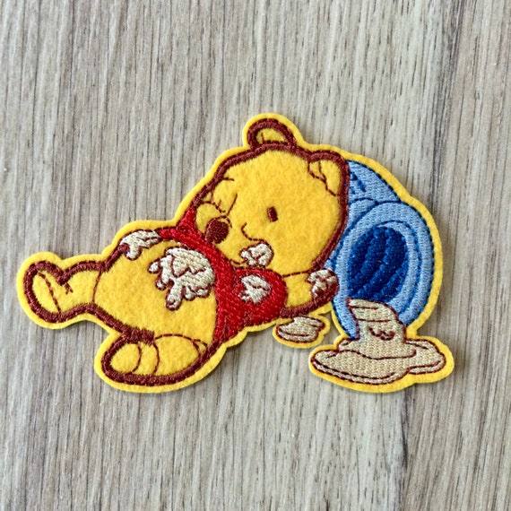 Winnie The Pooh and Friends Patch Friendly Disney Character Iron On  Applique : : Arts & Crafts