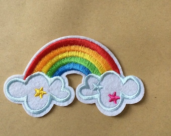 Regenboog geborduurde patch