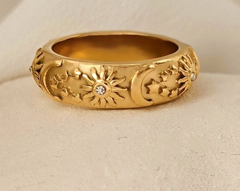 Goldring mit Sonne Mond Sterne / Ornament Ring / Ring wasserfest 18k vergoldet / Ring Stern gold / Ring Mond / Ring mit Sonne / Ring Zirkon
