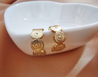 Edelstahl Ohrringe gold / Orient Ohrringe gold / Frauen Ohrringe mit einer Sonne / Arabische Ohrringe / Sun Ohrstecker gold wasserfest