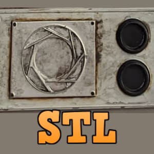 Puede incluir: Un panel de metal blanco con un diseño circular y dos botones negros. El panel tiene un aspecto desgastado y envejecido. El texto "STL" está impreso debajo del panel.