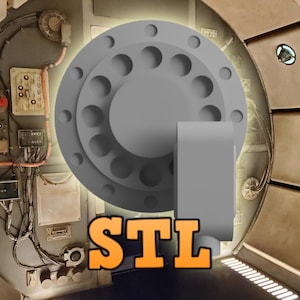 Puede incluir: Un modelo impreso en 3D de un objeto redondo gris con un patrón circular de agujeros. El objeto está etiquetado como "STL" en letras naranjas.