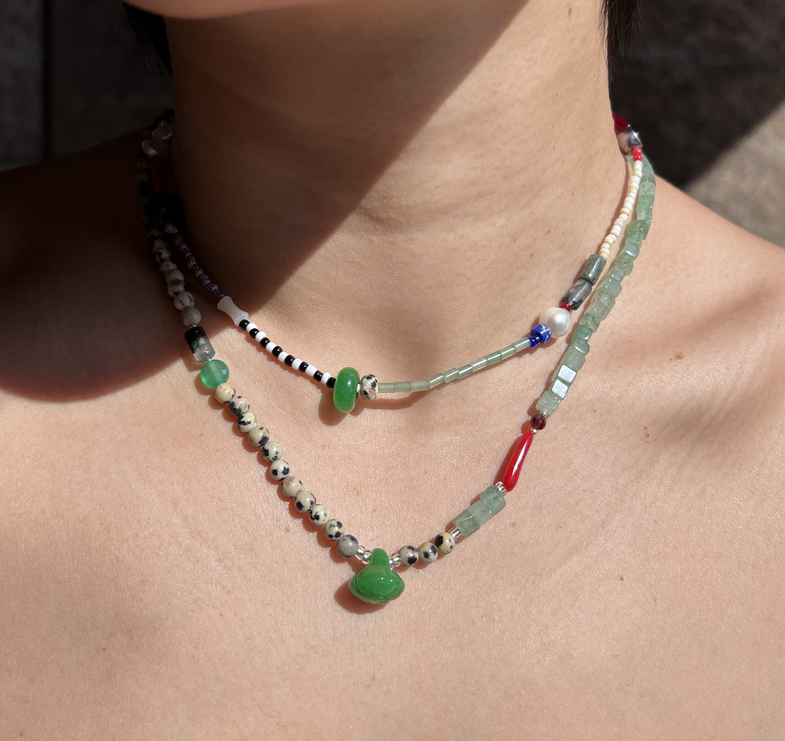 daisy chain jade stone green lotus necklace, hand made, natural stones, glass beaded, gemstones,cottagecore style