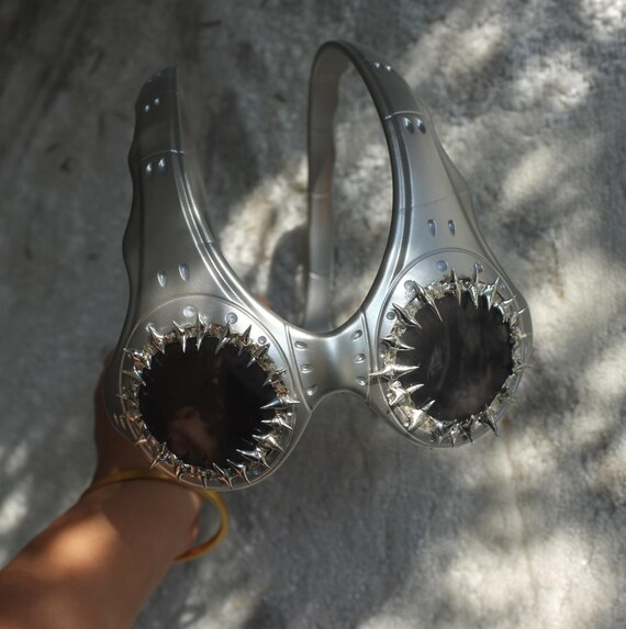 Handmade Spiked Sunglasses, Alien Punk Style, Lead-free Spike