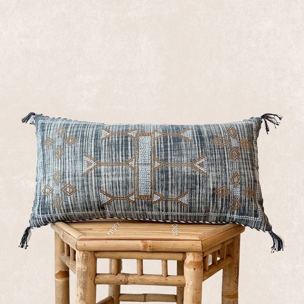Linen Lumbar Pillow Decorative Pillow Blue Moroccan Cushion | Souhalia
