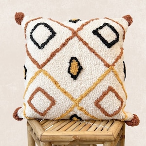 Shaggy Pillow cover with Berber Motifs Geometric Boho Couch Throw Pillow 50 x 50 cm | Aissa