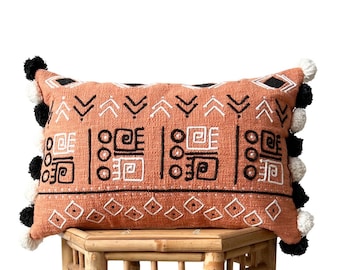 Rectangle Pillow with Geometric Tribal Patterns Aztec Motif Cute Creative Pom Pom Cushion Boho Hippie Decoration | Tiger