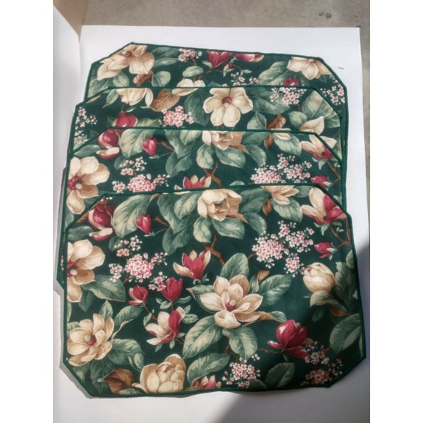 Set of 4 Vintage 80s Mod Cotton Floral Placemats Magnolia Green White Red