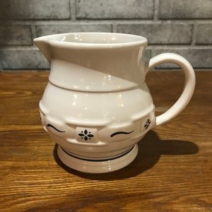 Longaberger Pottery OHIO Classic Blue Woven Traditions 32 ounce Cream Pitcher Dishwasher Oven Safe Microwave RARE