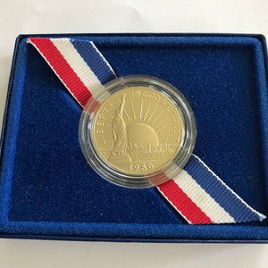 Beautiful 1986 Half Dollar Proof Liberty Coin Statue of Liberty Commemorative with Box FREE SHIPPING