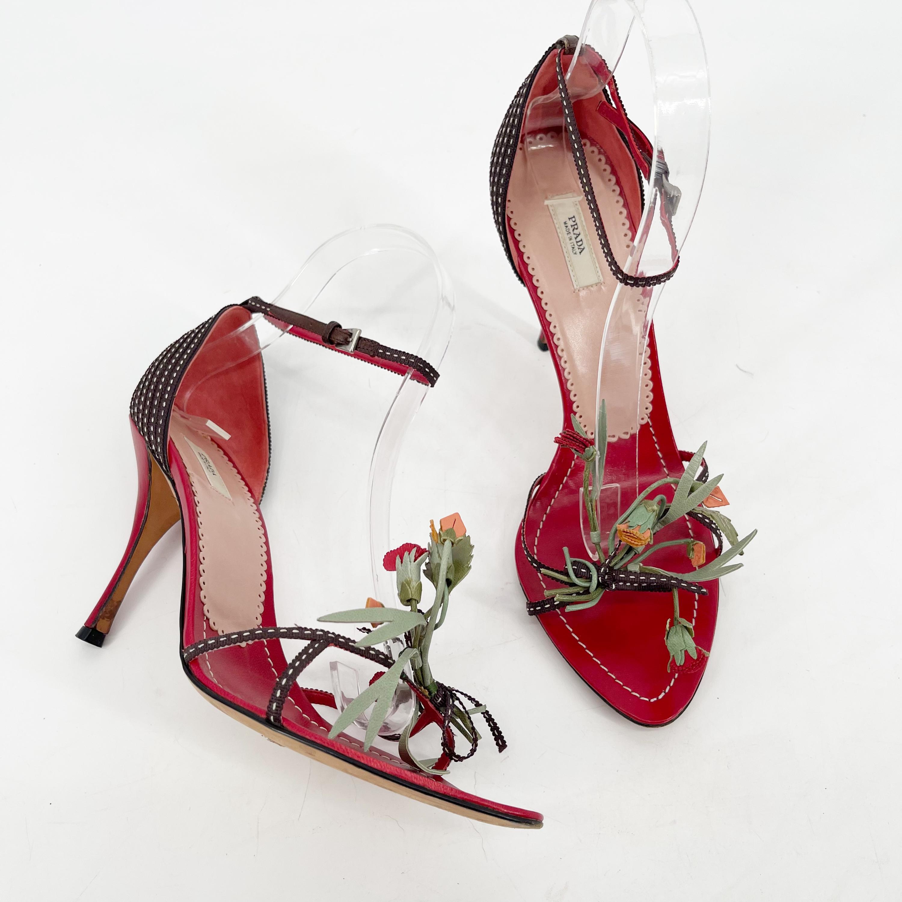 靴 Vintage Prada Bouquet Sandals 36 Vintage Prada Bouquet Sandals 36 - メルカリ