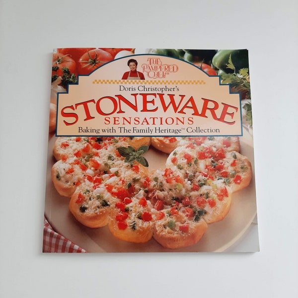 1997 Pampered Chef Stoneware Sensations Cookbook/ Family Heritage Collection