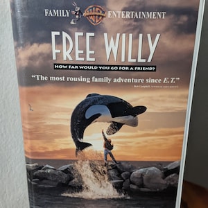 Vintage Classic Free Willy VHS Tape
