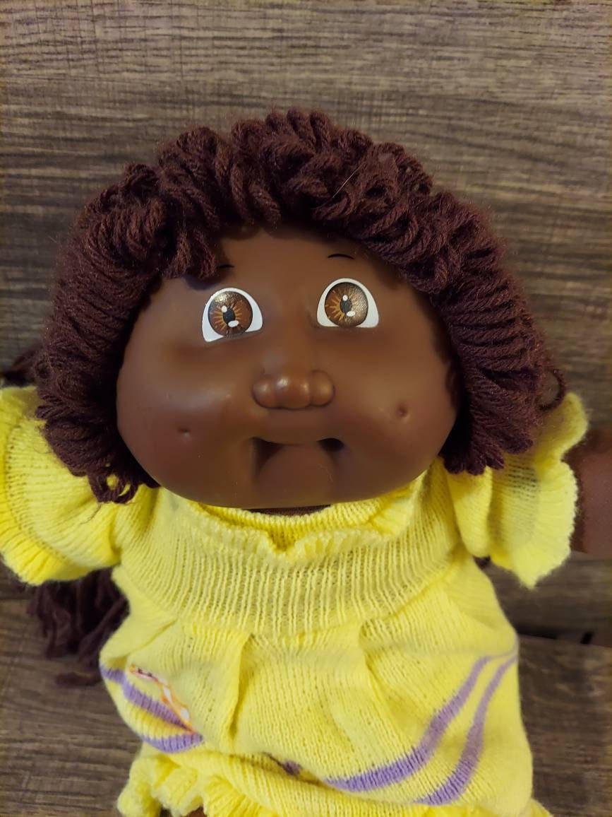 black cabbage patch logo