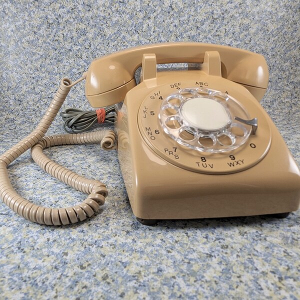 Working Tan Beige Rotary Dial Landline Desk Telephone - 1981 - Northern Telecom Vintage 500 Model - Serviced and Adjusted Retro Modern Phone