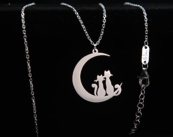 Collar de plata de ley con gatos en media luna: regalo personalizado para amantes de los gatos