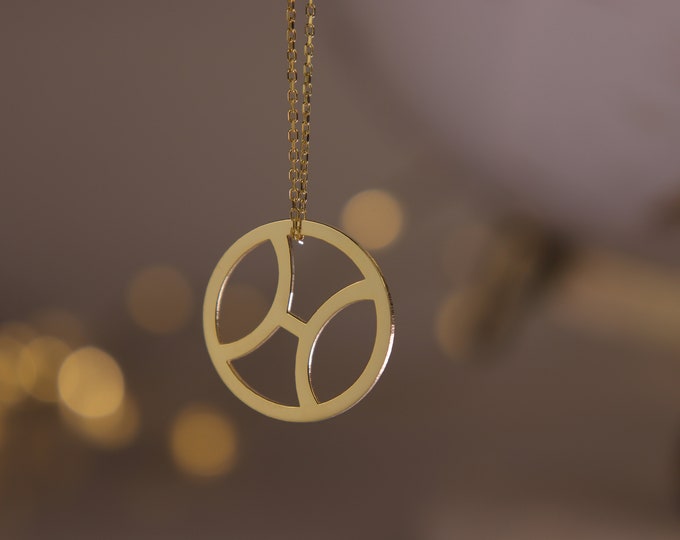 Zodiac Sign Necklace for Mom Silver Birth Sign Pendant Elegant Zodiac Necklaces Showcase Your Astrological Sign Style Mothers Day Gift Idea