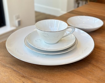 　Bone China Amazon.com | FHGNYSM Bone China Plates and Bowels,12-Pieces