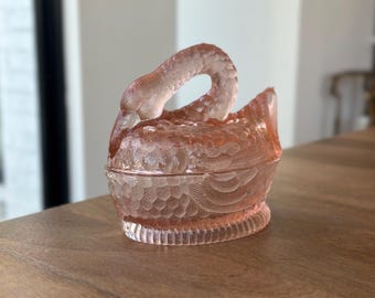 Rare Westmoreland Glass Swan on Nest Covered Candy Dish: 1800s