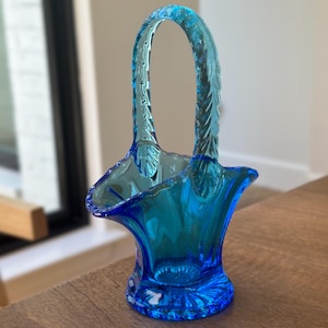Vintage Westmoreland Cobalt Blue Glass Basket with Handle; Rosso Marking
