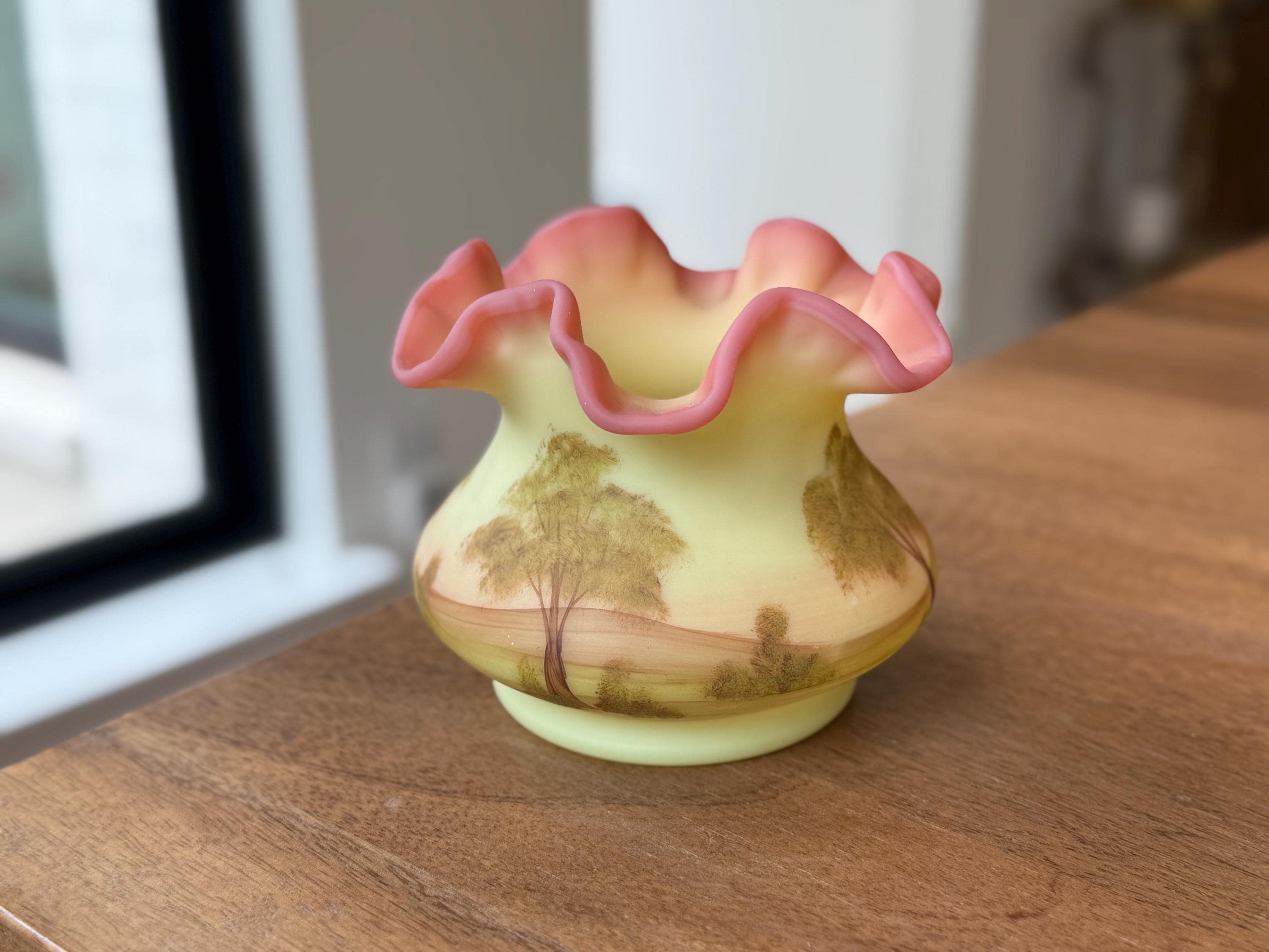 フェントン　Fenton 花瓶　ハニーサックル　ドット　レア Fenton Buttercup Yellow Bunny