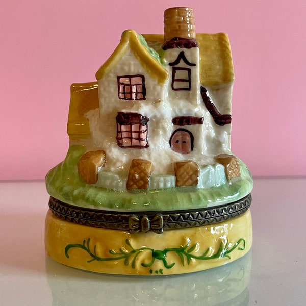 Yellow House Trinket Box; Yellow Trinket Box; Vintage Trinket Box; Porcelain Hinged Trinket Box