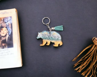 Bear Keychain, Epoxy resin bear, Mountain Bear, In the Woods, Camping keychain, Epoxy keychain, Mountain life, Bear in nature, Outdoors gift