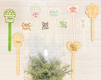 Set of 8 Mothers Day Plant Stakes Digital Download SVG