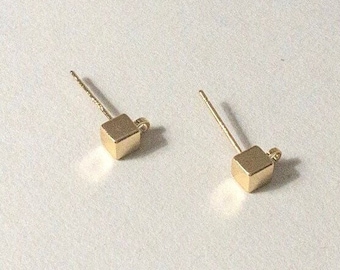 4PCS, 4mm 14k Gold Plated Cube Square Stud Earring Post with Loop, Cubic Earring Findings with S925 Post, Gold Earring Findings Supplies
