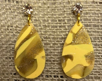 Teardrop sunshine yellow and gold cubic zirconia post back earring