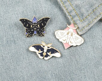 Butterfly Moth Enamel Pin Custom Moon Insect Brooches Bag Clothes Lapel Pin Gothic Badge Jewelry Gift for Girl Friends Wholesale