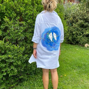 Handmade Muslin Cotton White Gemini Zodiac Shirt Dress, Astrology Zodiac Horoscope Gemini Sign, Blue White Beach Shirt Dress