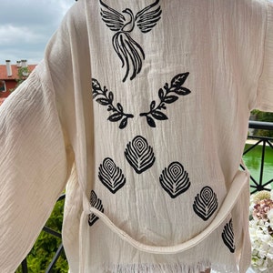 Handmade Muslin Cotton White Phoenix Bird Kimono Cardigan, Holiday Robe, Ethnic Boho kimono, Short Robe, Unique Gift, Short Beachwear, Wrap image 4