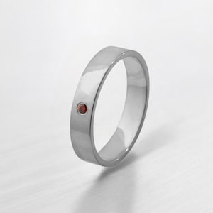 Anillo de compromiso con rubí liso en plata 925 u oro de 14 quilates. Anillo de bodas clásico para hombre y mujer. Elegante anillo apilable para uso diario. Regalo para mamá.