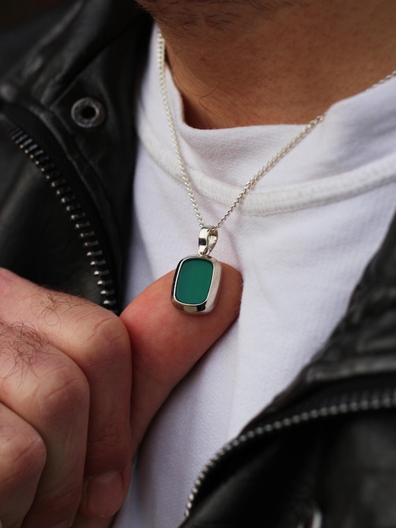e グリーンアゲートペンダント.ネックレス クッショングリーンアゲート