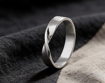 Mobius Ring: Unique Infinity Band For Unisex - Silver and 14K Gold