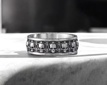 Sterling Silver Skull Wedding Band Ring For Men, Punk Goth Jewelry, 925 Silver Gothic Band with Crossbones, Skull Eternity Ring, Dad Gift