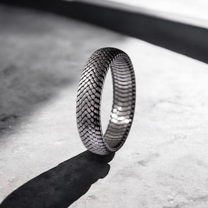 Slangenleer bandring voor mannen in 925 zilver, unieke herensieraden, beloftering voor vriend, zilveren herenring, gegraveerde bandring, vadercadeau