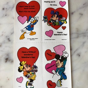 Tarjetas Vintage de Disney para el Día de San Valentín —Tarjetas Vintage perforadas para el Día de la Victoria -Minnie Mouse, Mickey Mouse y el Pato Donald- Retro Disney Valentines