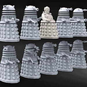 12 Dalek complete with &quot;Leader&quot; Davros (Set of 10 + 2 Randoms) - 28mm- BigMrTong