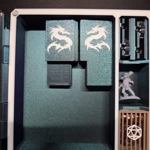 Ultimate DND Player’s Kit - Stats & Skills Tracker - Customize w\ Dice Tower bild 14