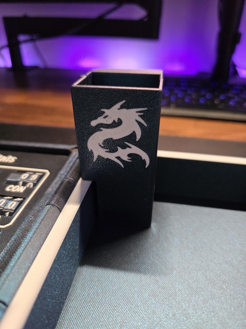 Ultimate DND Player’s Kit - Stats & Skills Tracker - Customize w\ Dice Tower bild 13