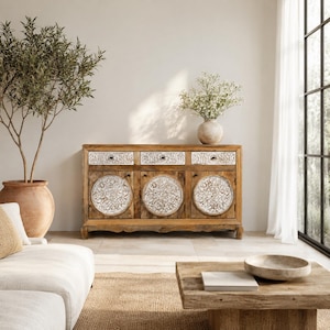 Daska - Hand Carved White Washed Mango Wood Sideboard 150 cm
