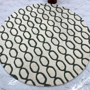 Round White and Green Hand Tufted Rug l Loop & Cut pile Rug l Handmade Carpet l Area Rug, Round Rug for kids room living room luxury home.