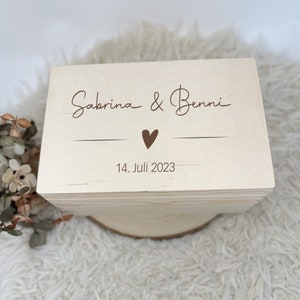 Erinnerungskiste Hochzeit Personalisiert | Hochzeitsgeschenk für Eheleute paare und Trauzeugen | Andenken Brautpaar | Hochzeitspost
