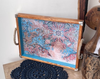 Bandeja de madera con asas y decoupage hecha a mano: Bandeja decorativa (30 x 40 cm)