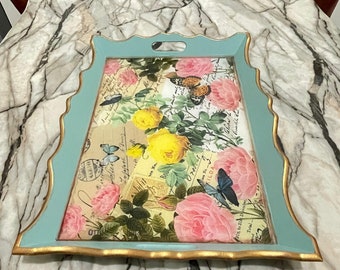 Handbemaltes Serviertablett aus Holz | Muttertagsgeschenk | Holzdekor | Geschenk für sie | Vintage Tee Tablett